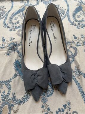 Bettye Muller heels size 9